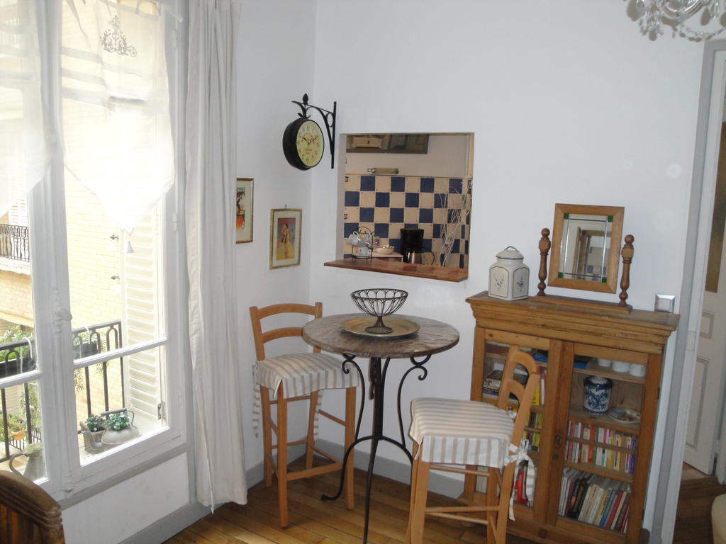 Almeria Garden Apartment Paris Værelse billede